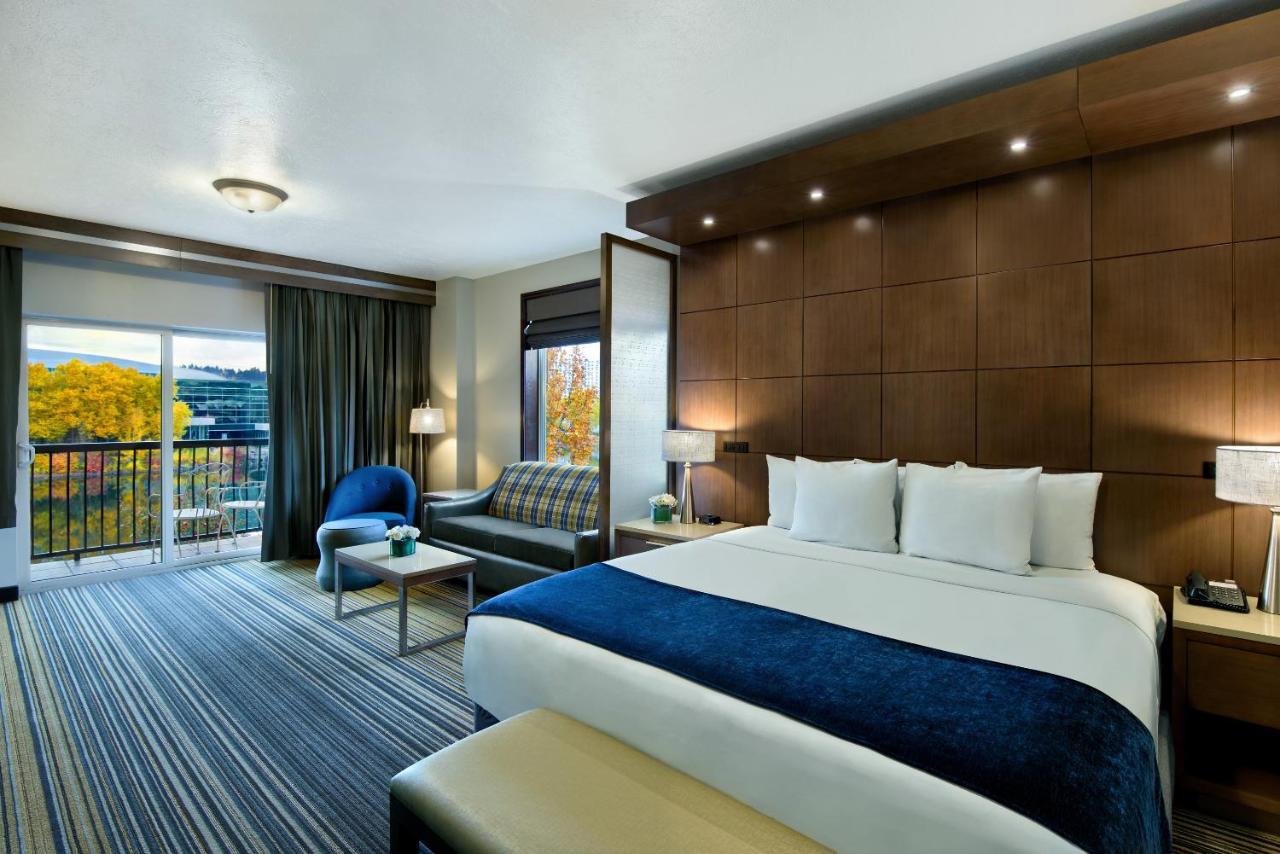 Oxford Suites Spokane Downtown Bagian luar foto