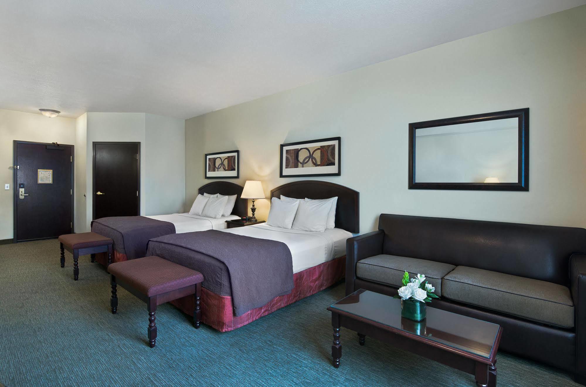 Oxford Suites Spokane Downtown Bagian luar foto